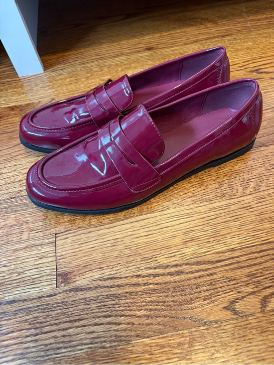 SHEIN Shoes - SHEIN Patent Burgundy Slip-On Loafers